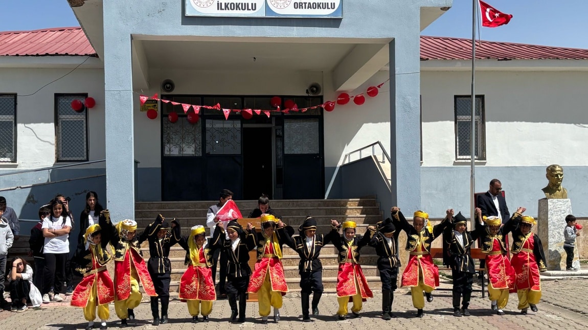 YAŞASIN 23 NİSAN